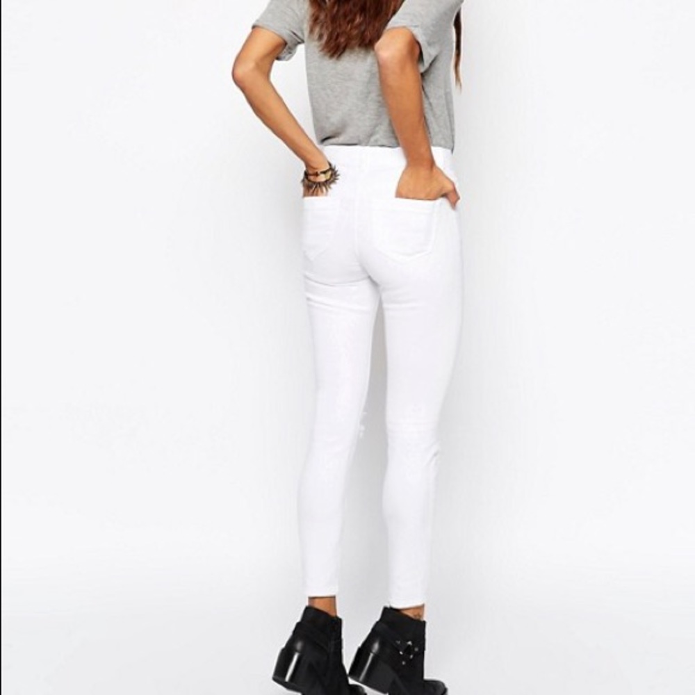 ASOS Ridley Skinny Ankle Grazer Ripped Jeans - Picture 2 of 4